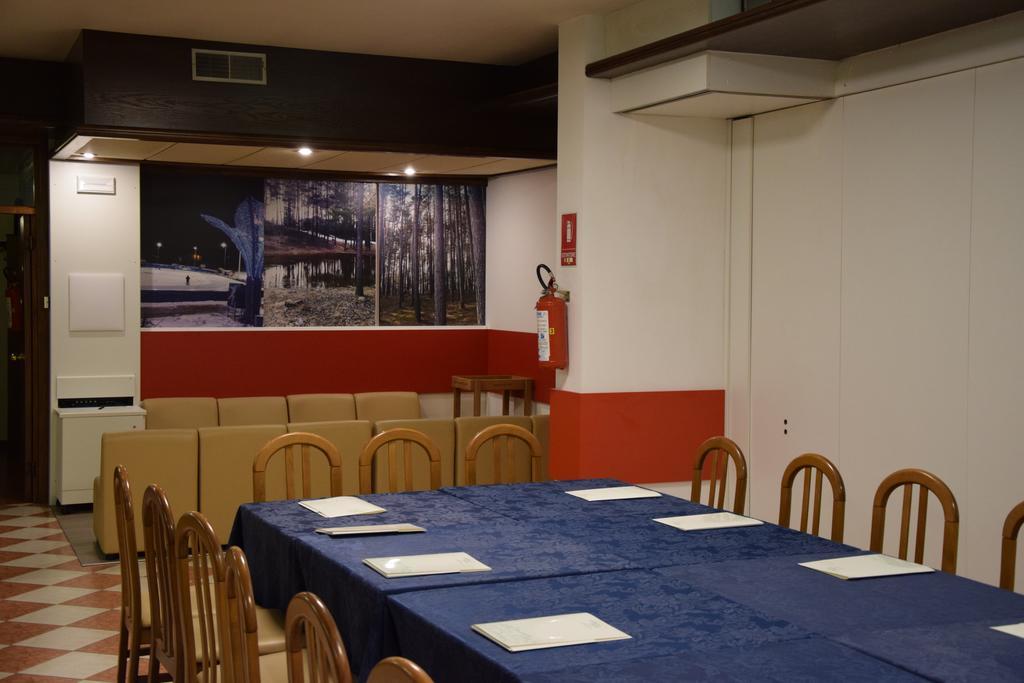 Hotel Olimpic Baselga di Pine Bagian luar foto