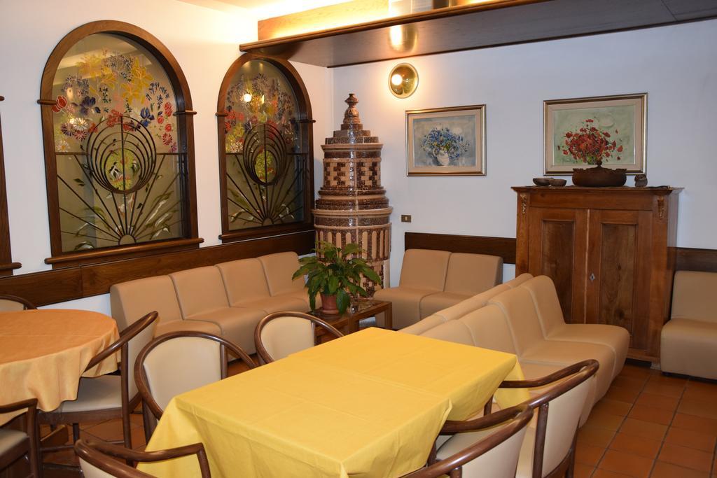 Hotel Olimpic Baselga di Pine Bagian luar foto