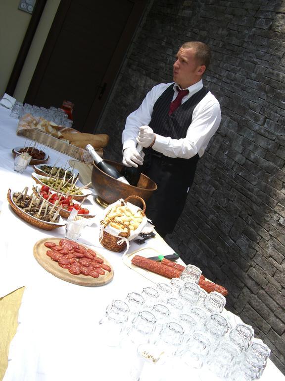 Hotel Olimpic Baselga di Pine Bagian luar foto